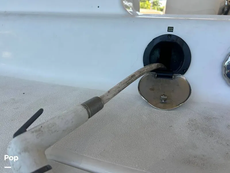 Slide: The Image of Hurricane Sundeck Sport 232 2016 - 15258655
