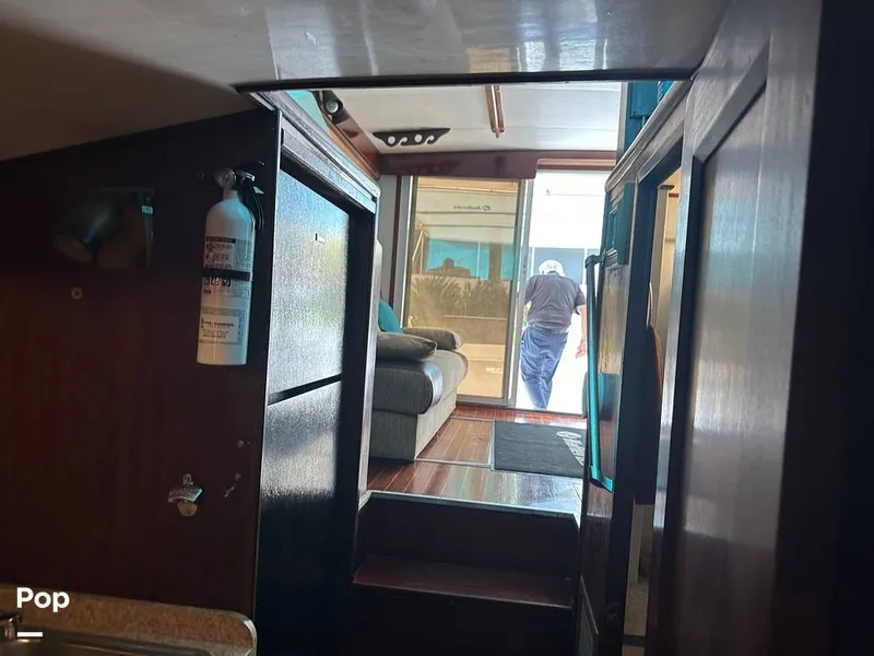 Slide: The Image of Hatteras 36 Convertible 1971 - 15123740