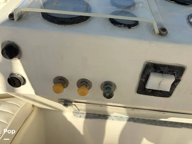 Slide: The Image of Hatteras 36 Convertible 1971 - 16637471