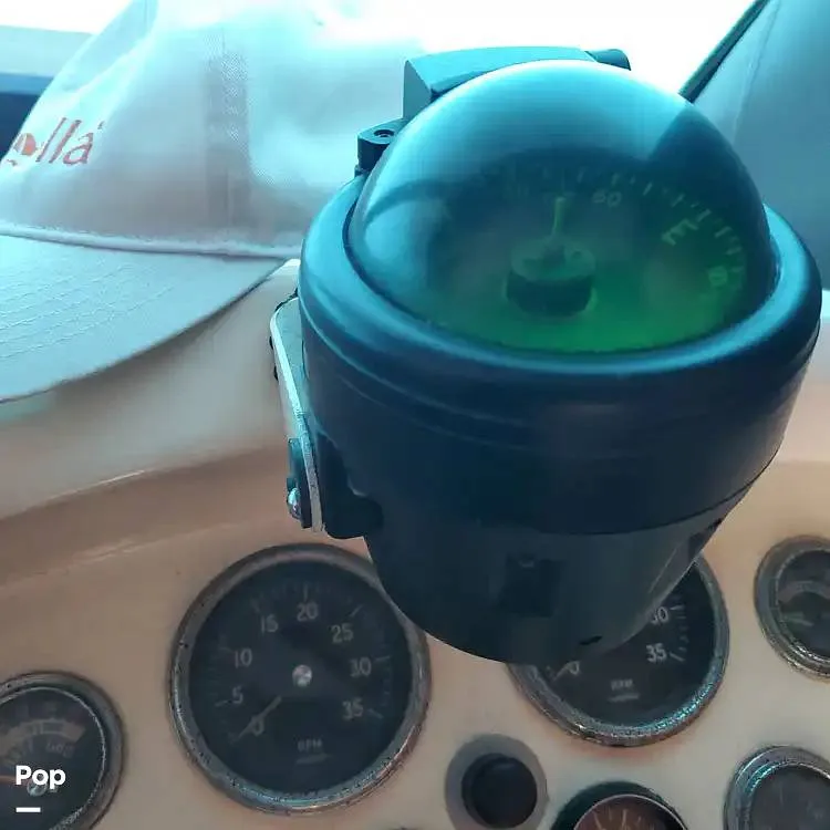 Slide: The Image of Hatteras 36 Convertible 1971 - 15851910