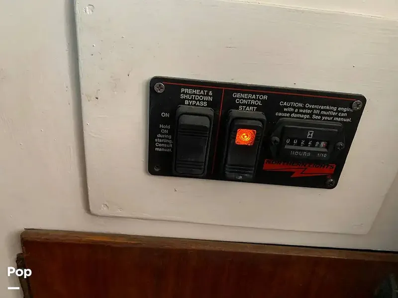 Slide: The Image of Hatteras 36 Convertible 1971 - 15851923