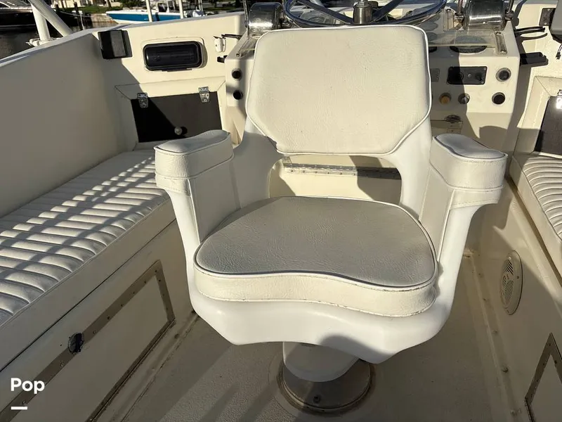 Slide: The Image of Hatteras 36 Convertible 1971 - 16637461
