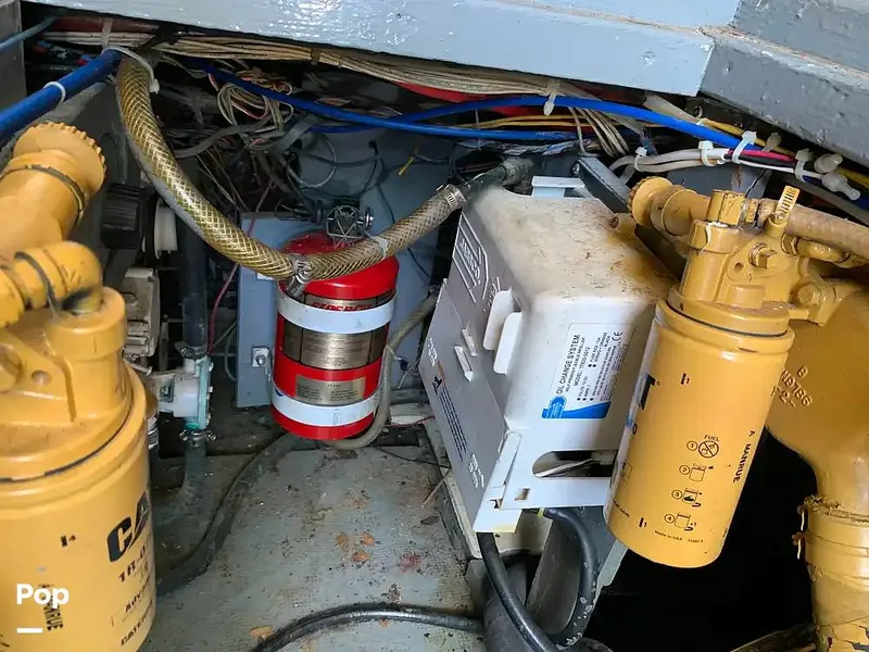 Slide: The Image of Hatteras 36 Convertible 1971 - 15851967