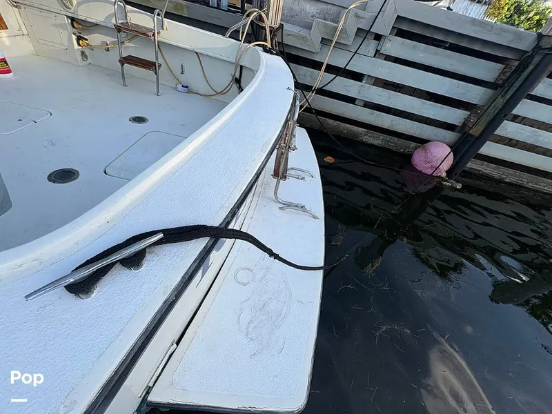 Slide: The Image of Hatteras 36 Convertible 1971 - 16637456