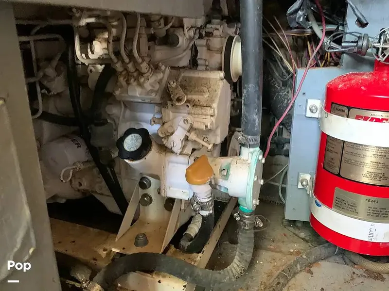 Slide: The Image of Hatteras 36 Convertible 1971 - 15851898