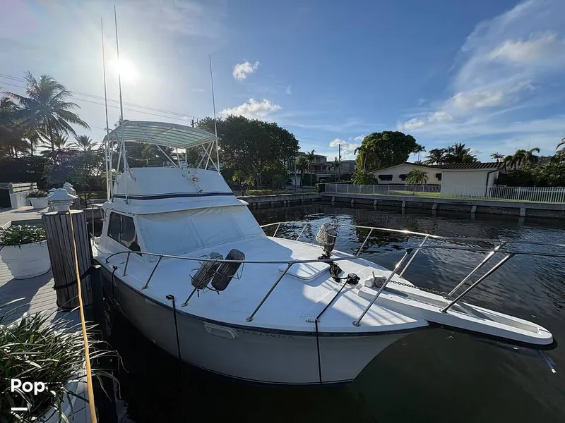 The Image of Hatteras 36 Convertible 1971 - 16637450