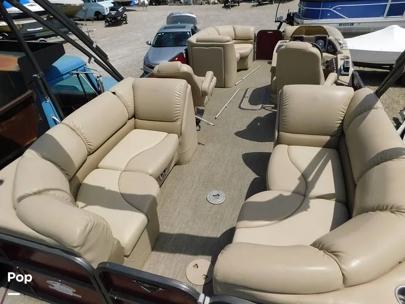 Slide: The Image of Manitou Encore 230 SHP Rear Facing 2016 - 15454842