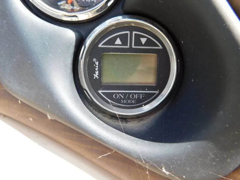 Slide: The Image of Manitou Encore 230 SHP Rear Facing 2016 - 15454820