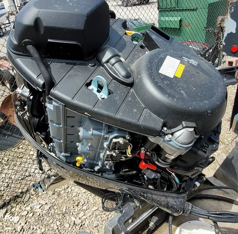 Slide: The Image of Manitou Encore 230 SHP Rear Facing 2016 - 15454798