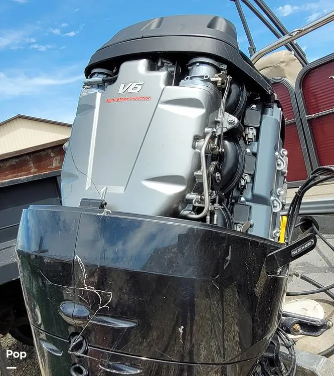 Slide: The Image of Manitou Encore 230 SHP Rear Facing 2016 - 15454799