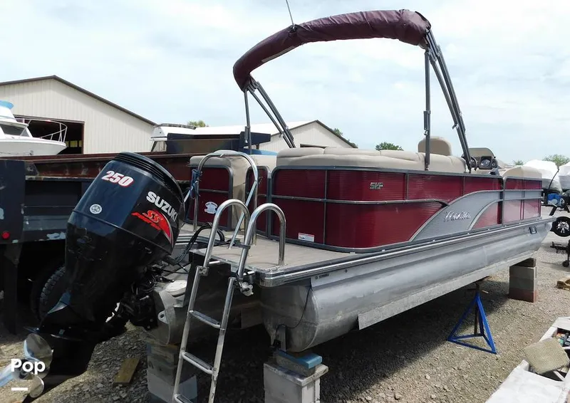 Slide: The Image of Manitou Encore 230 SHP Rear Facing 2016 - 15454766