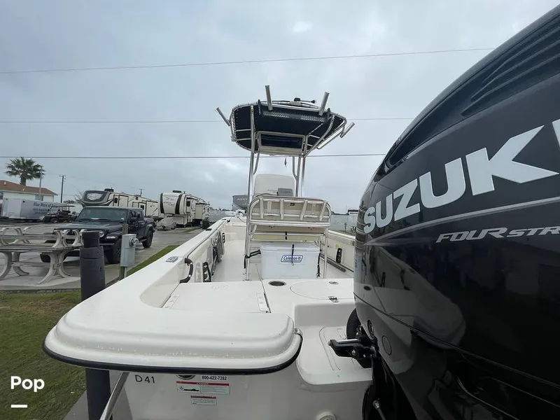 Slide: The Image of Carolina 25LS 2022 - 15168853