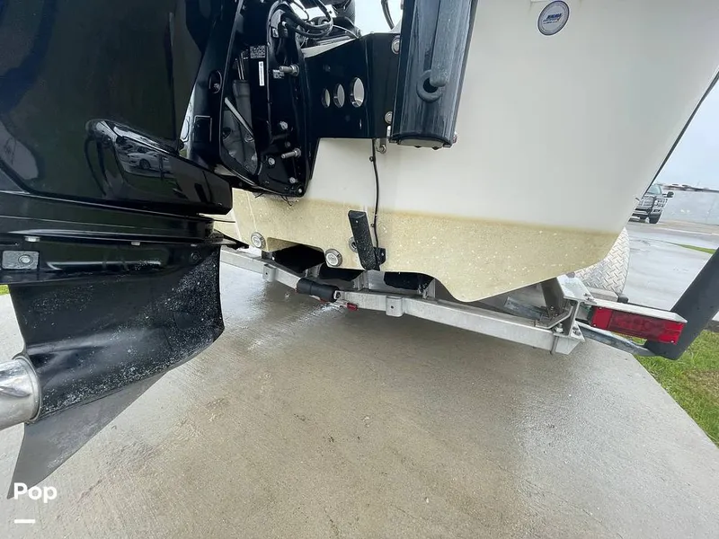 Slide: The Image of Carolina 25LS 2022 - 15168856