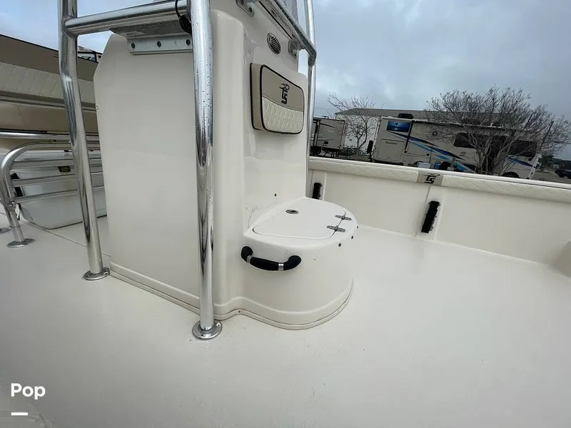 Slide: The Image of Passenger Seat With Back Rest/live Well/bait Well - 15168872