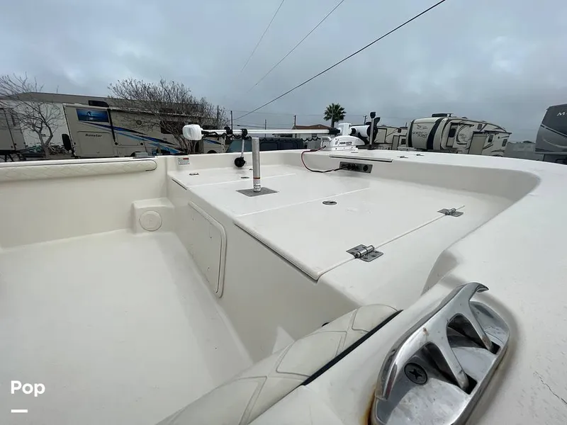 Slide: The Image of Pedestal Seat - 15168876