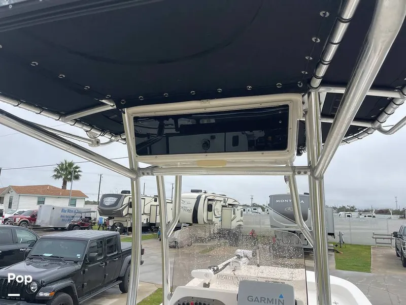 Slide: The Image of Carolina 25LS 2022 - 15168902