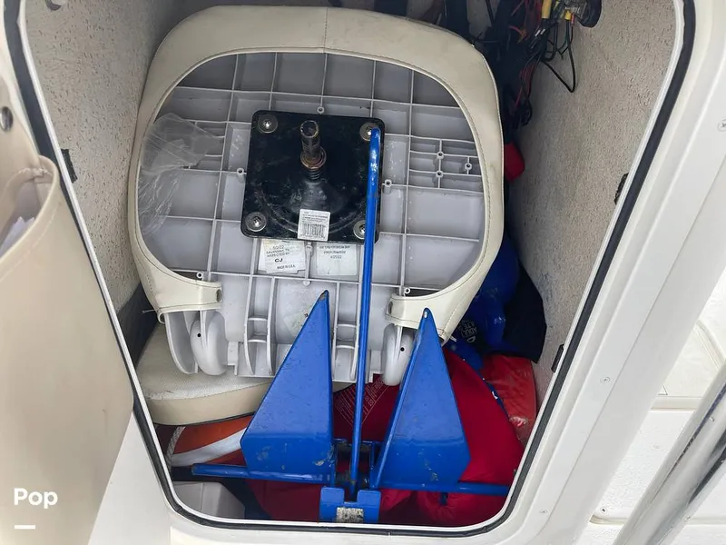 Slide: The Image of Pedestal Seat - 15168905