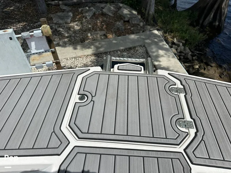 Slide: The Image of Starcraft SVX171 2023 - 15335526