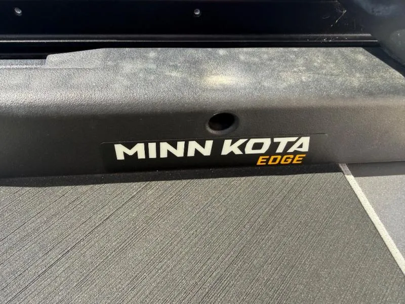 Slide: The Image of Smoker Craft VIPER XR 175 PRO 2026 - 6