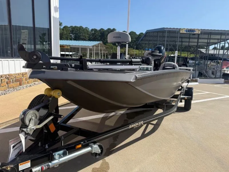 Slide: The Image of Smoker Craft VIPER XR 175 PRO 2026 - 3