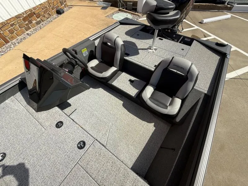 Slide: The Image of Smoker Craft VIPER XR 175 PRO 2026 - 9