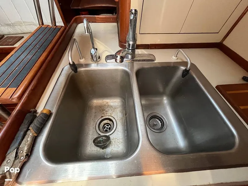 Slide: The Image of Endeavour Center Cockpit 42 1985 - 15228579