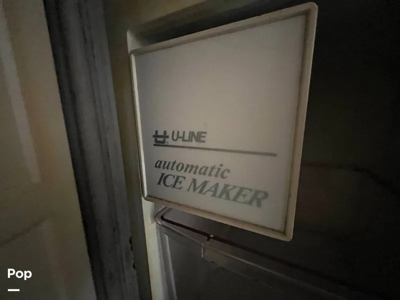 Slide: The Image of Endeavour Center Cockpit 42 1985 - 15228609