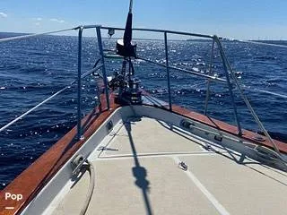 Slide: The Image of 1985 Endeavour 42 Center Cockpit - 15202854