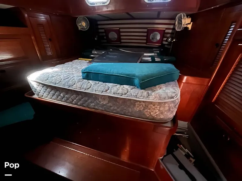 Slide: The Image of Endeavour Center Cockpit 42 1985 - 15228621