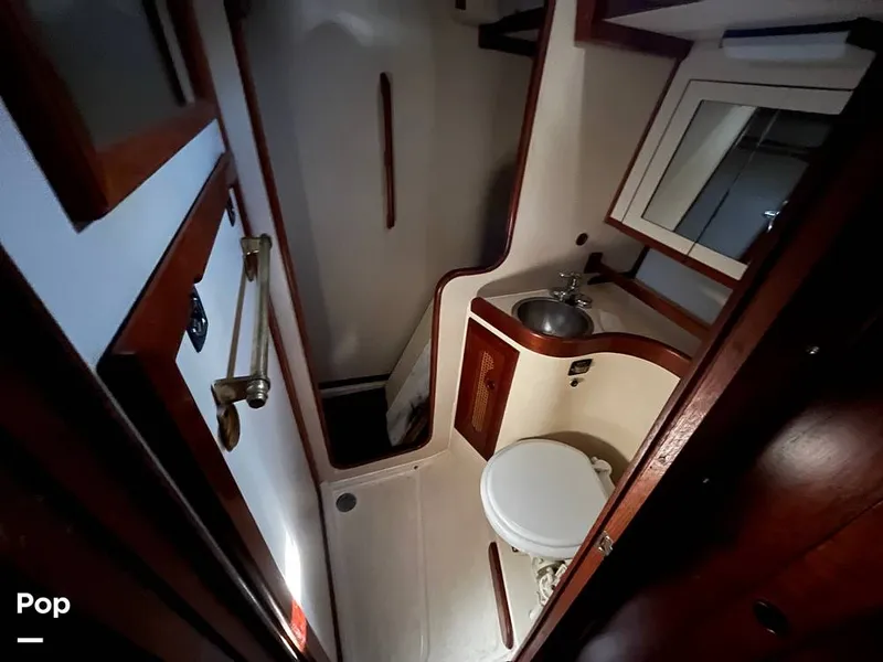 Slide: The Image of Endeavour Center Cockpit 42 1985 - 15228625