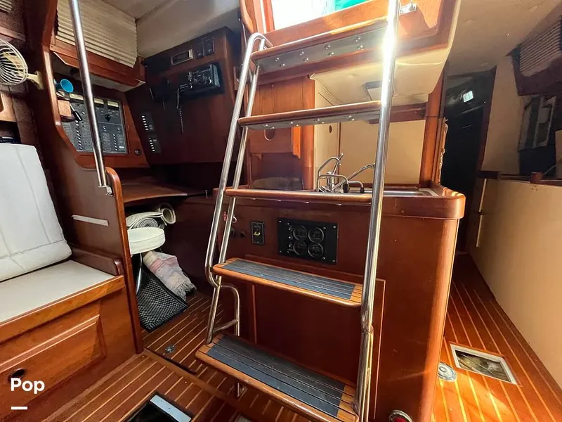 Slide: The Image of Endeavour Center Cockpit 42 1985 - 15228638