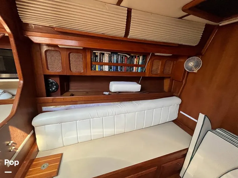 Slide: The Image of Endeavour Center Cockpit 42 1985 - 15228653