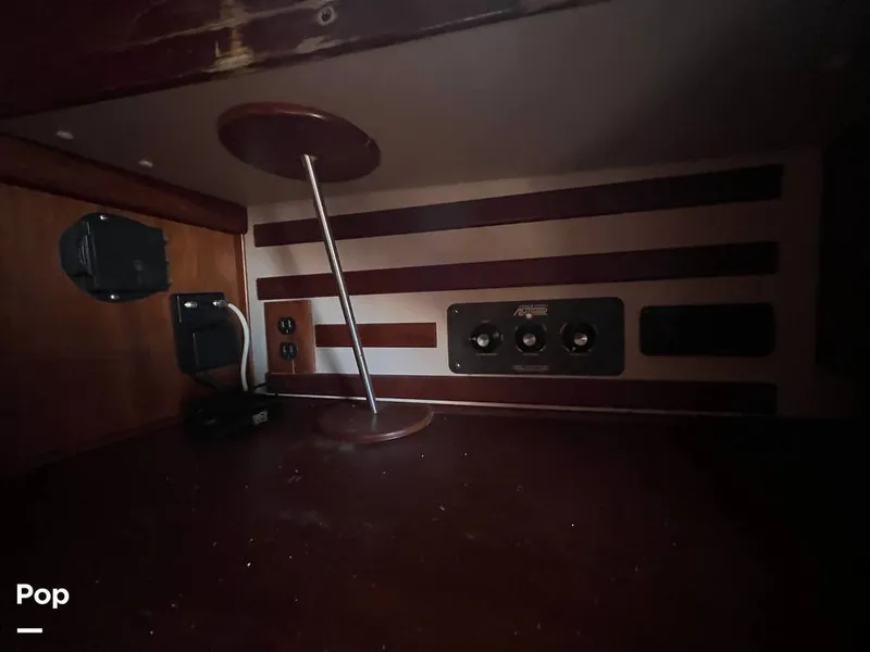 Slide: The Image of Endeavour Center Cockpit 42 1985 - 15228657