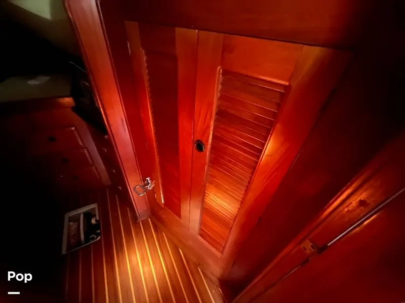 Slide: The Image of Endeavour Center Cockpit 42 1985 - 15228662