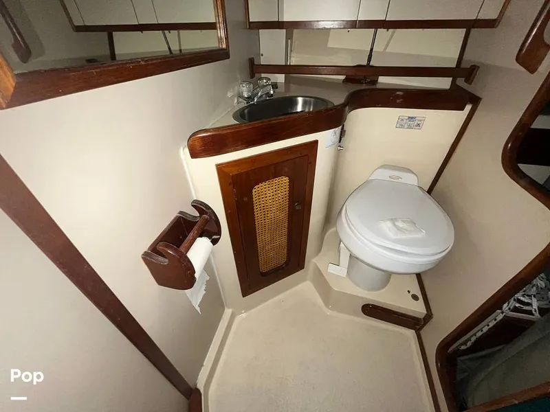 Slide: The Image of Endeavour Center Cockpit 42 1985 - 15228668