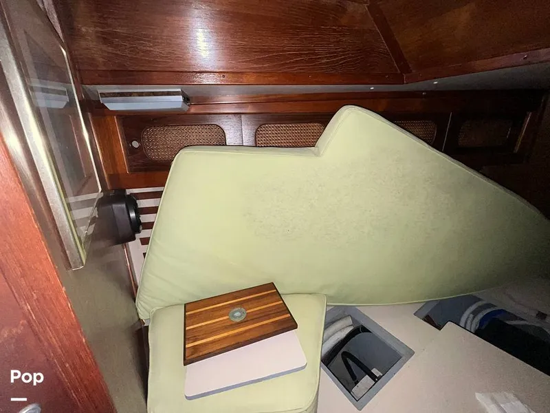 Slide: The Image of Endeavour Center Cockpit 42 1985 - 15228679