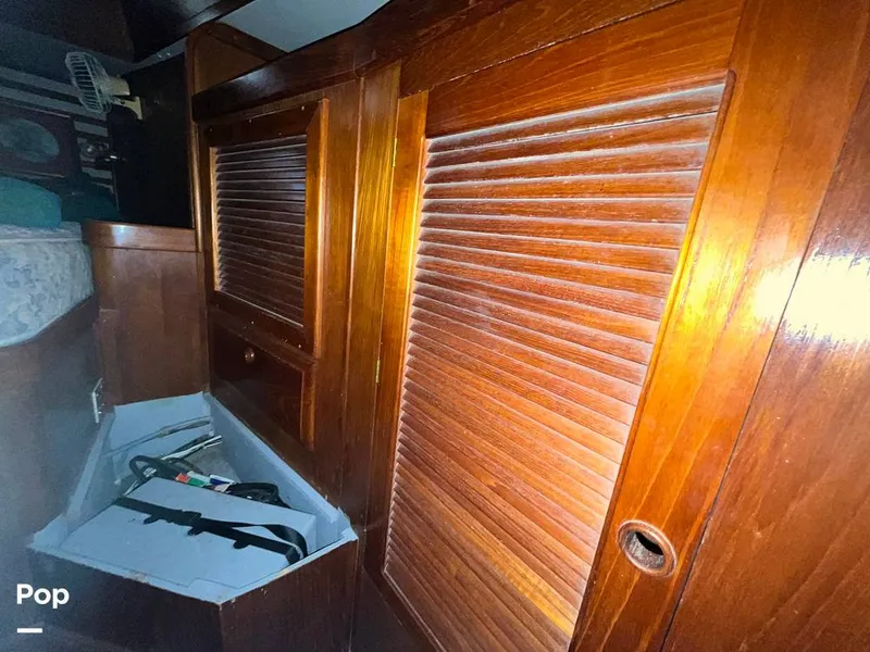 Slide: The Image of Endeavour Center Cockpit 42 1985 - 15228684