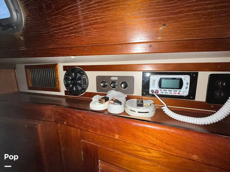 Slide: The Image of Endeavour Center Cockpit 42 1985 - 15228685