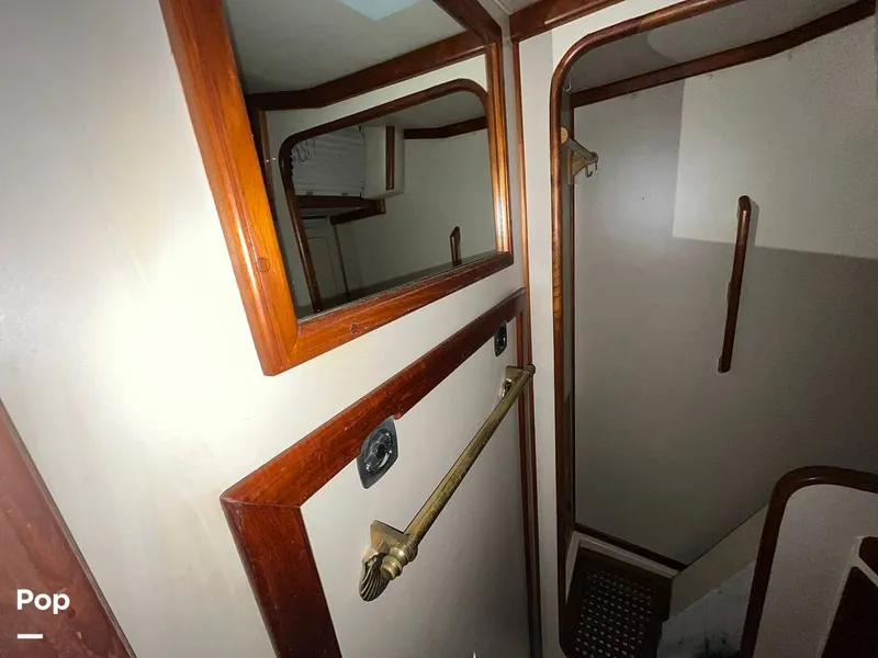 Slide: The Image of Endeavour Center Cockpit 42 1985 - 15228694