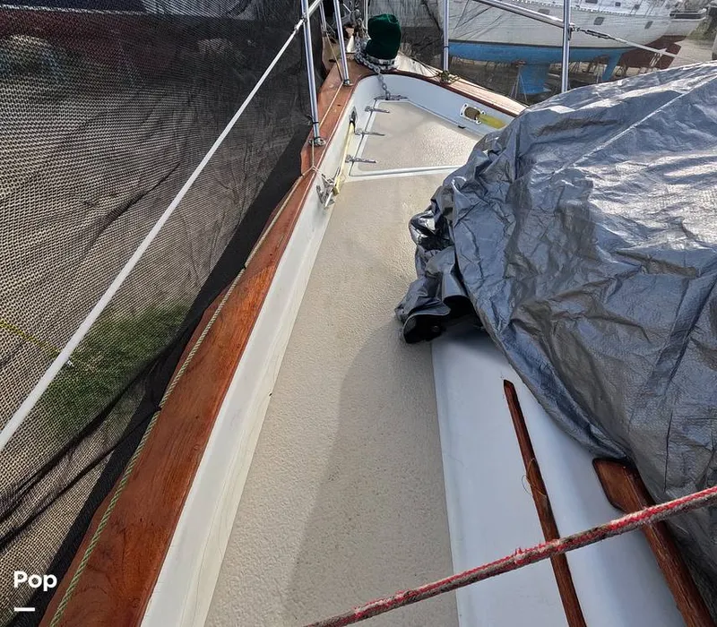 Slide: The Image of Endeavour Center Cockpit 42 1985 - 15987050