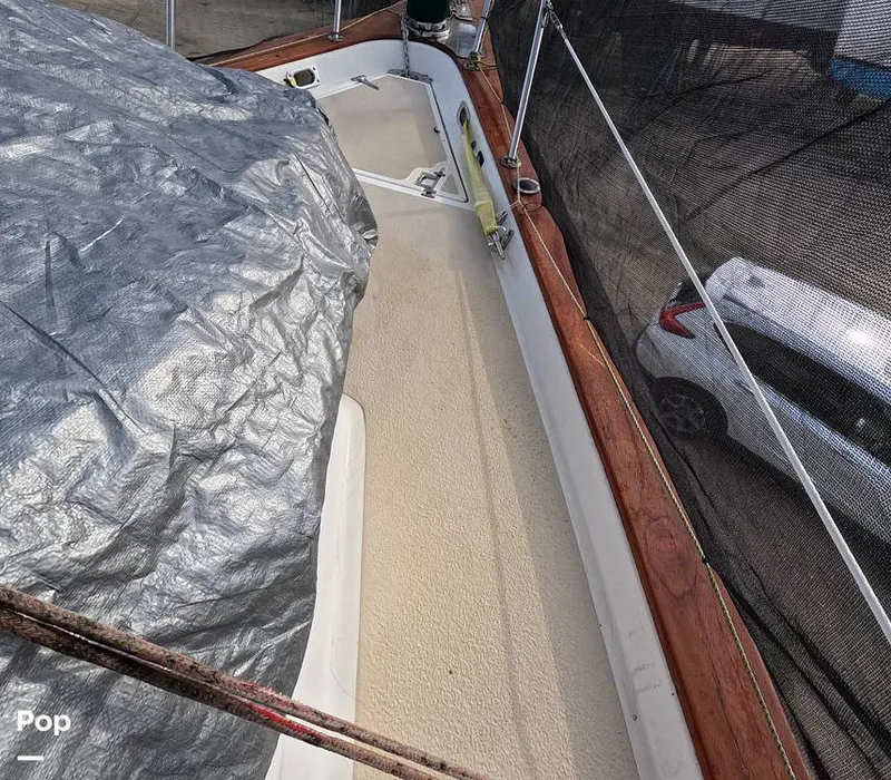 Slide: The Image of Endeavour Center Cockpit 42 1985 - 15940436