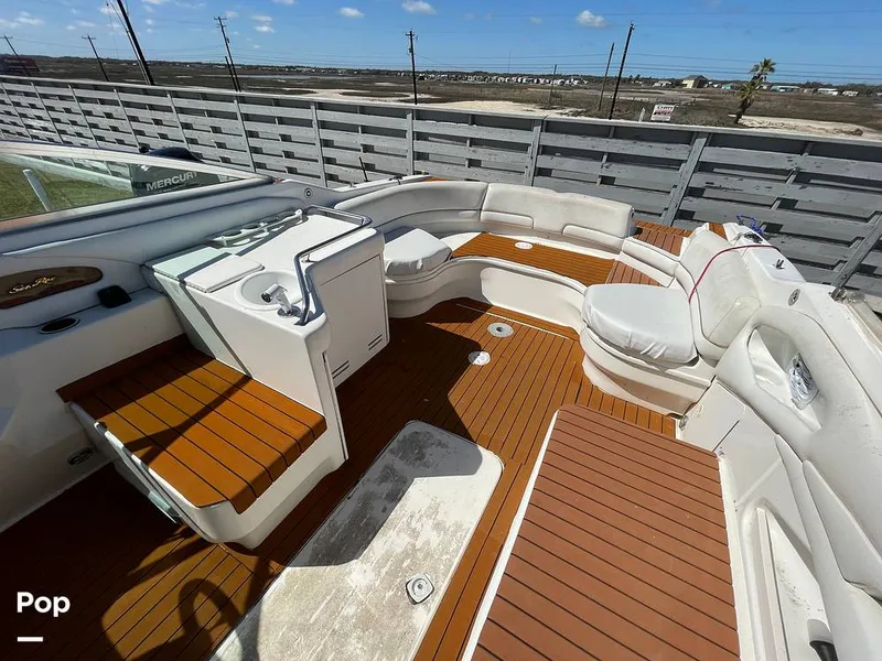 Slide: The Image of Deck Wet Bar/passenger Seating - 15189210