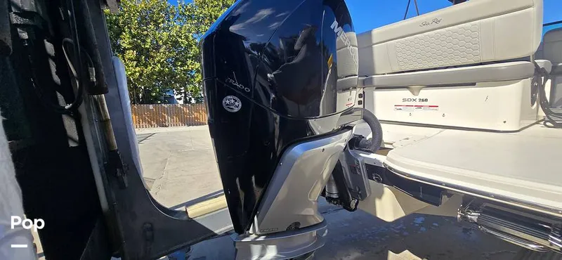 Slide: The Image of Sea Ray SDX 250 2020 - 16257633