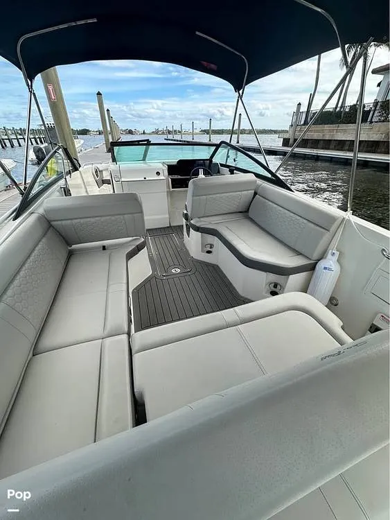 Slide: The Image of Sea Ray SDX 250 2020 - 15150868