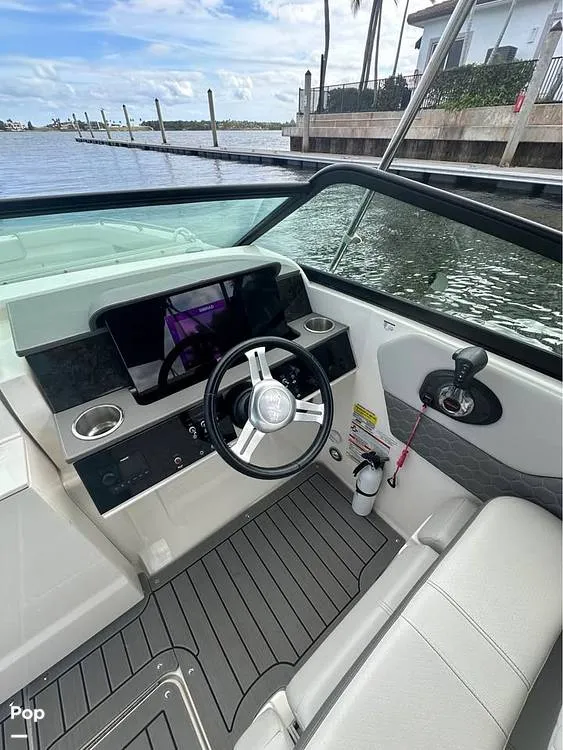 Slide: The Image of Sea Ray SDX 250 2020 - 15150908
