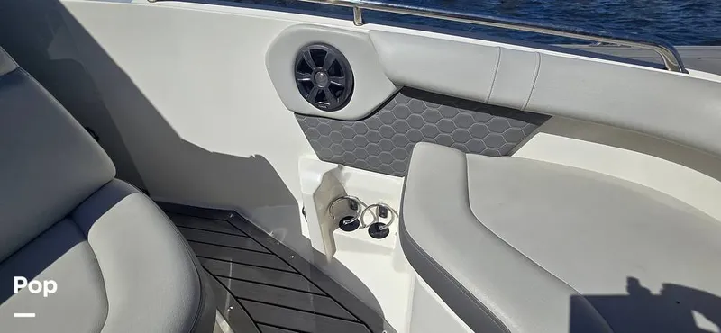 Slide: The Image of Sea Ray SDX 250 2020 - 16257551