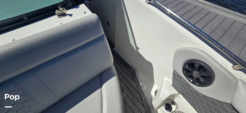 Slide: The Image of Sea Ray SDX 250 2020 - 16257554