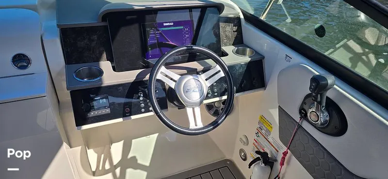 Slide: The Image of Sea Ray SDX 250 2020 - 16257556