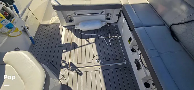 Slide: The Image of Sea Ray SDX 250 2020 - 16257585