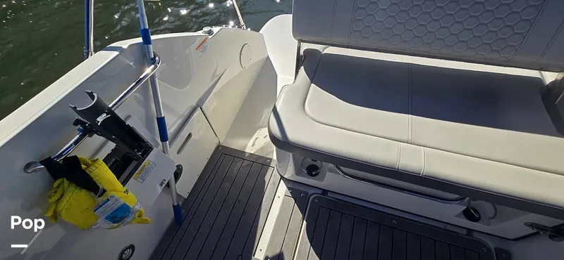 Slide: The Image of Sea Ray SDX 250 2020 - 16257597